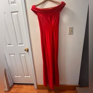 Atria Elegant Red Off-Shoulder Gown